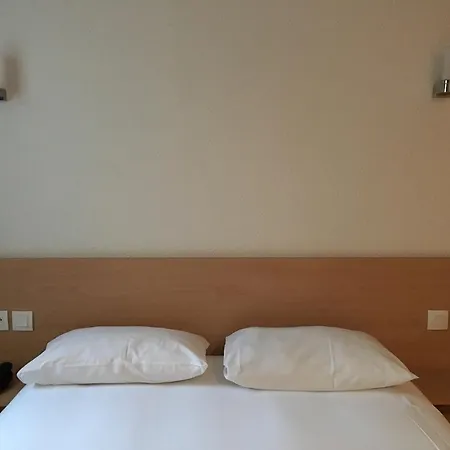 P'tit Dej-hotel Ferrand Centre Отель Клермон-Ферран